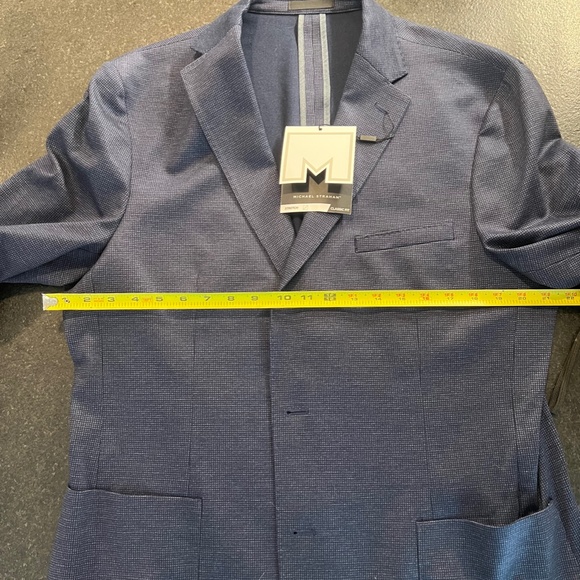 Michael Strahan Classic Fit Houndstooth Sport Coat - Picture 4 of 5